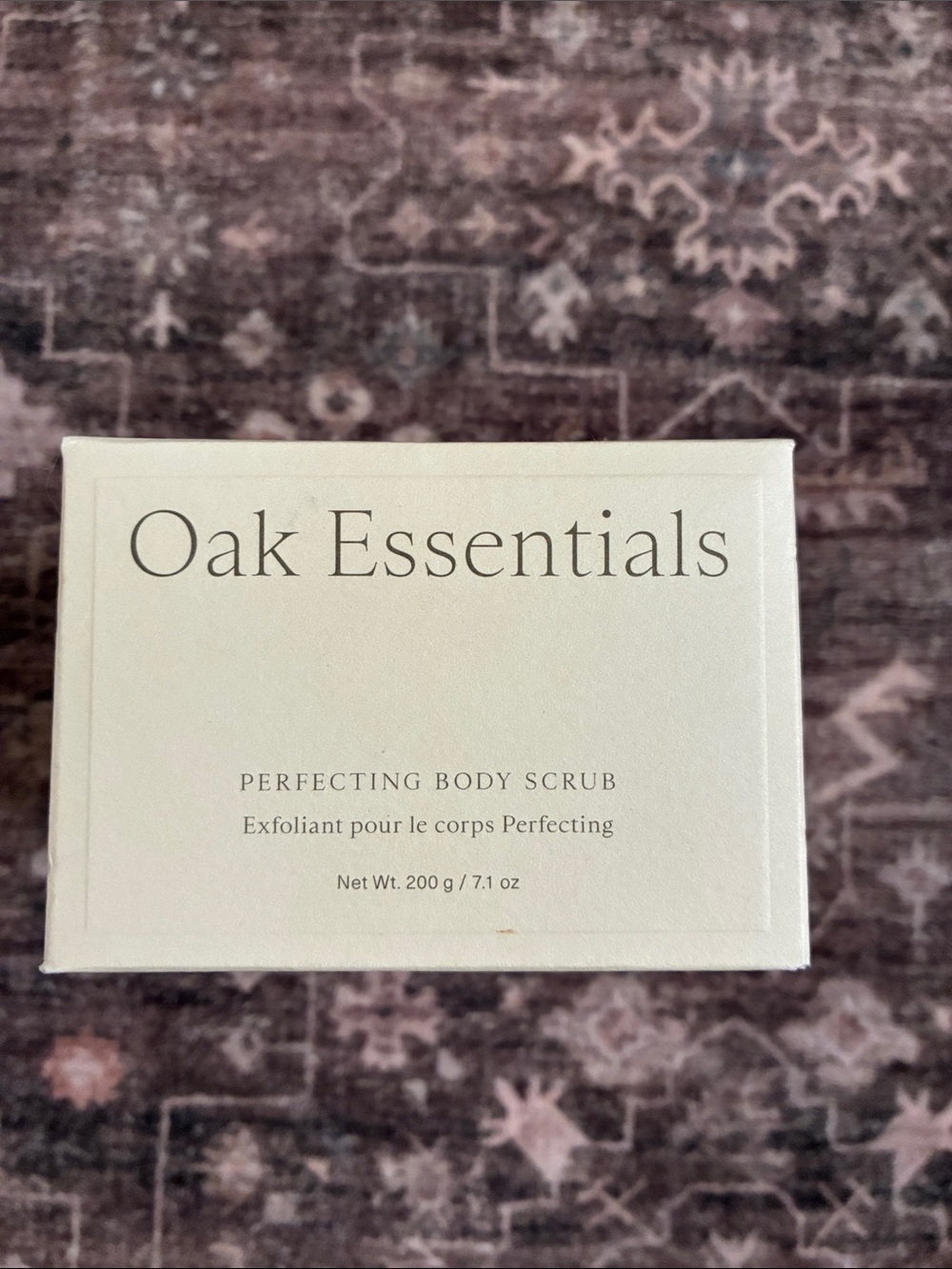 Oak Essentials Perfecting Body Scrub - Cream Box